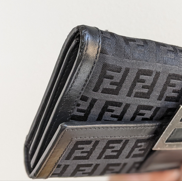 Fendi wallet - Picture 11 of 13